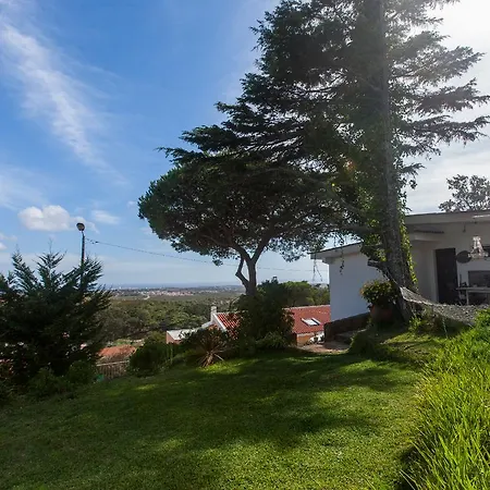 The Shelter Holiday home Malveira da Serra